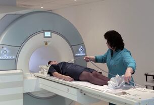 Ang MRI sa dugokan aron mahibal-an ang hinungdan sa sakit sa ubos nga buko